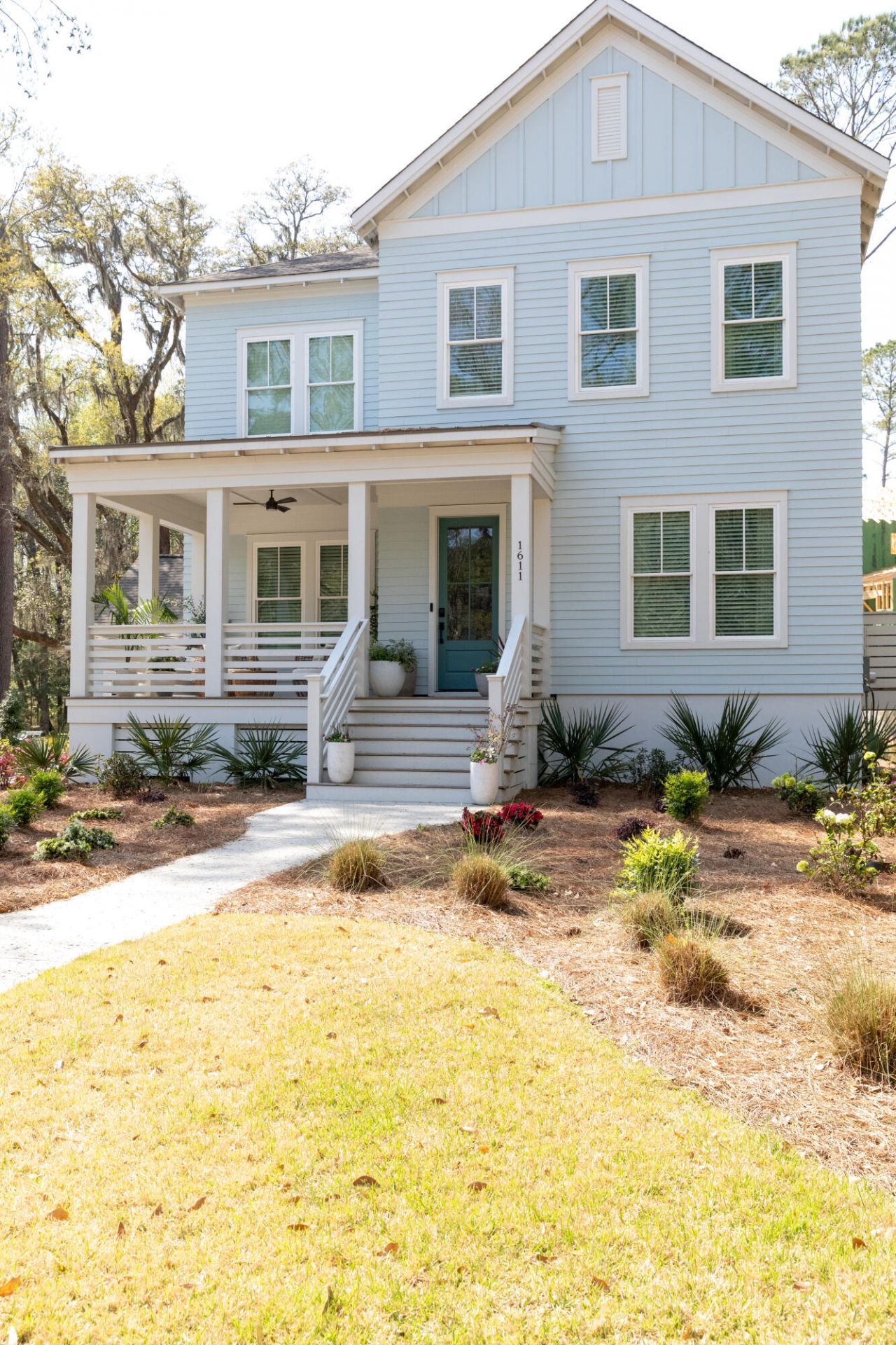 1611 Zurlo Way Photo 4