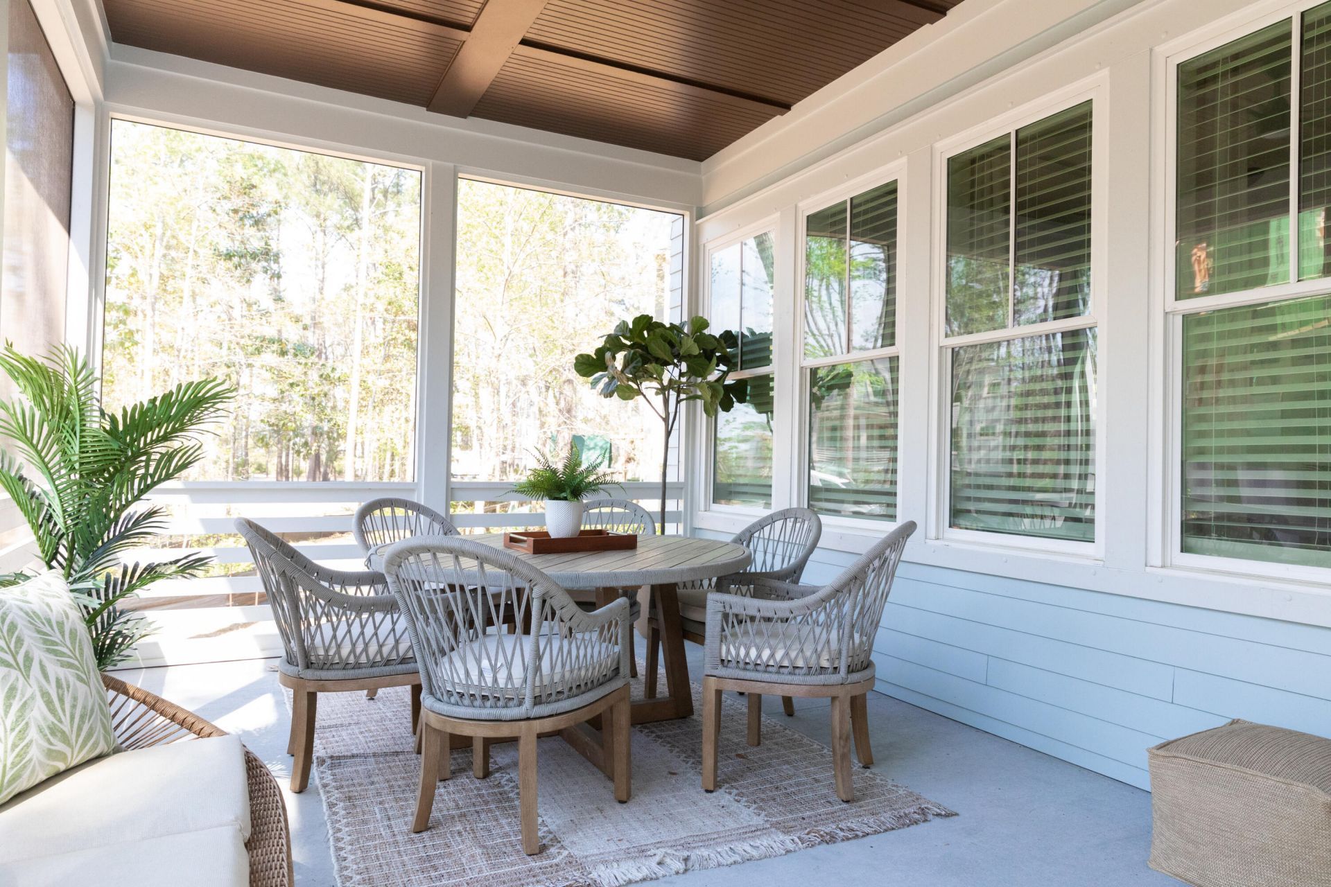 1611 Zurlo Way Photo 6