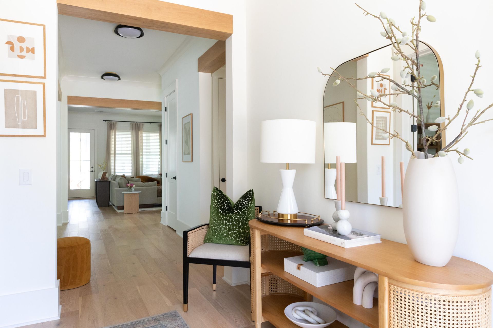1611 Zurlo Way Photo 8