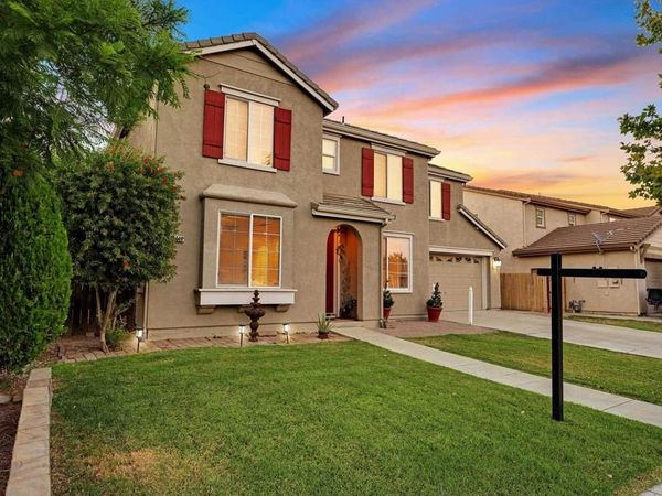 1419 Nubian St, Patterson, CA 95363