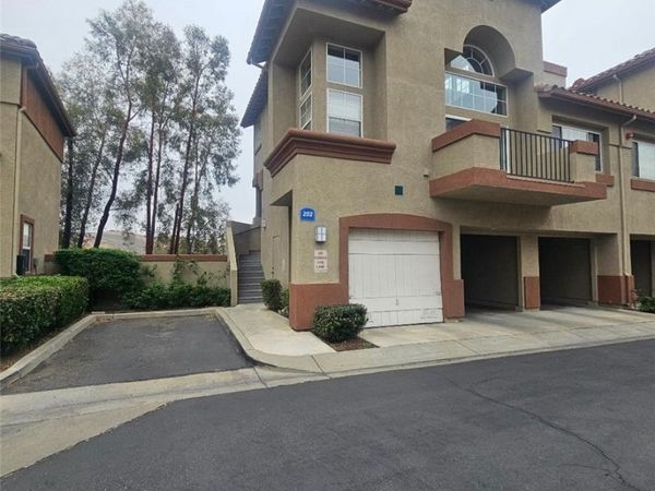 2930 VIA MILANO, Corona, CA 92879