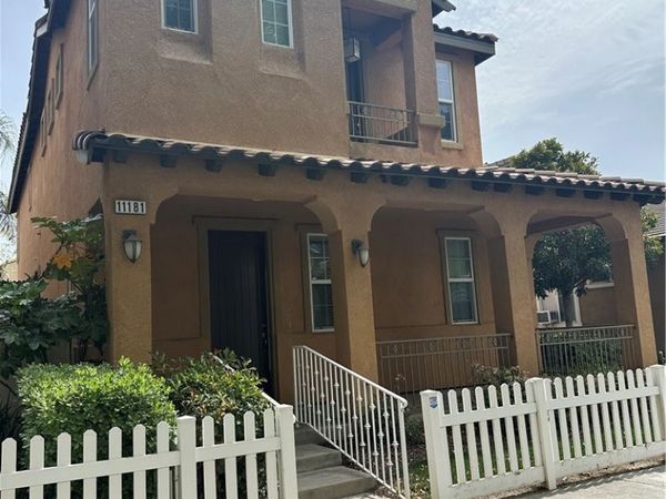 11181 Dallas, Loma Linda, CA 92354