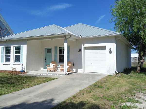 211 El Prado Place, Panama City Beach, FL 32413