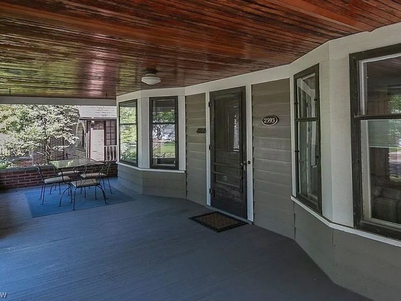 2593 Canterbury Road, Cleveland Heights, OH 44118 Photo 3