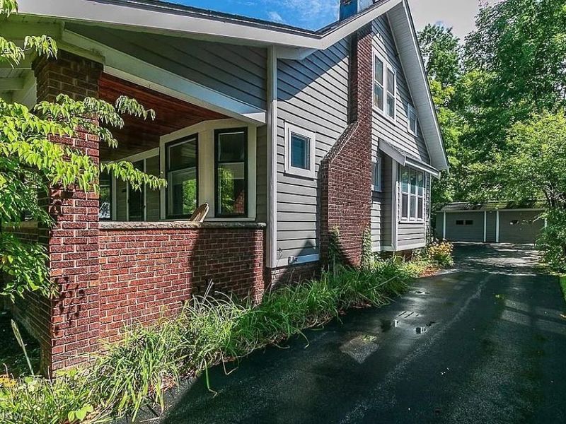 2593 Canterbury Road, Cleveland Heights, OH 44118 Photo 5