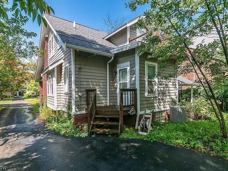 2593 Canterbury Road, Cleveland Heights, OH 44118 Photo 7