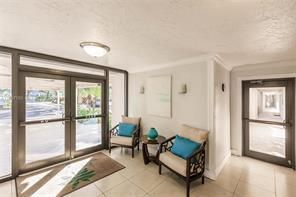 605 Oaks Drive, Unit 304, Pompano Beach, FL 33069 Photo
