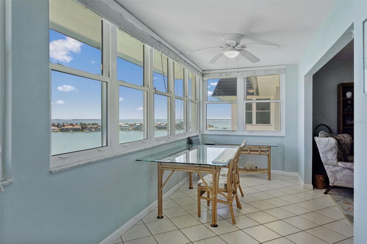 5130 Brittany Drive S, Unit 1002, Saint Petersburg, FL 33715 Photo