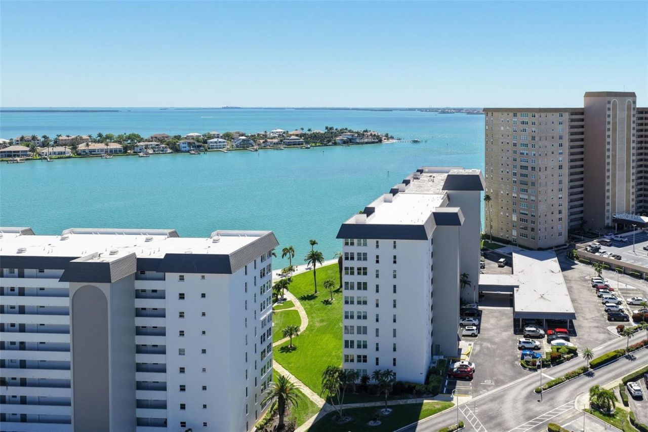 5130 Brittany Drive S, Unit 1002, Saint Petersburg, FL 33715 Photo