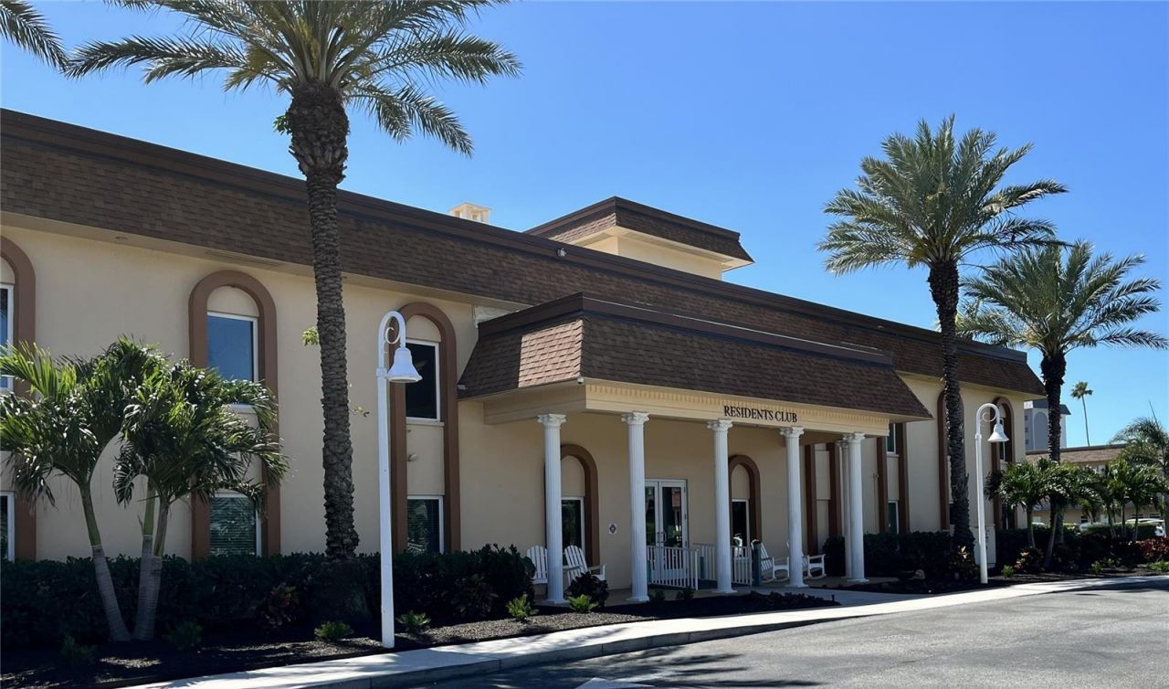 5130 Brittany Drive S, Unit 1002, Saint Petersburg, FL 33715 Photo