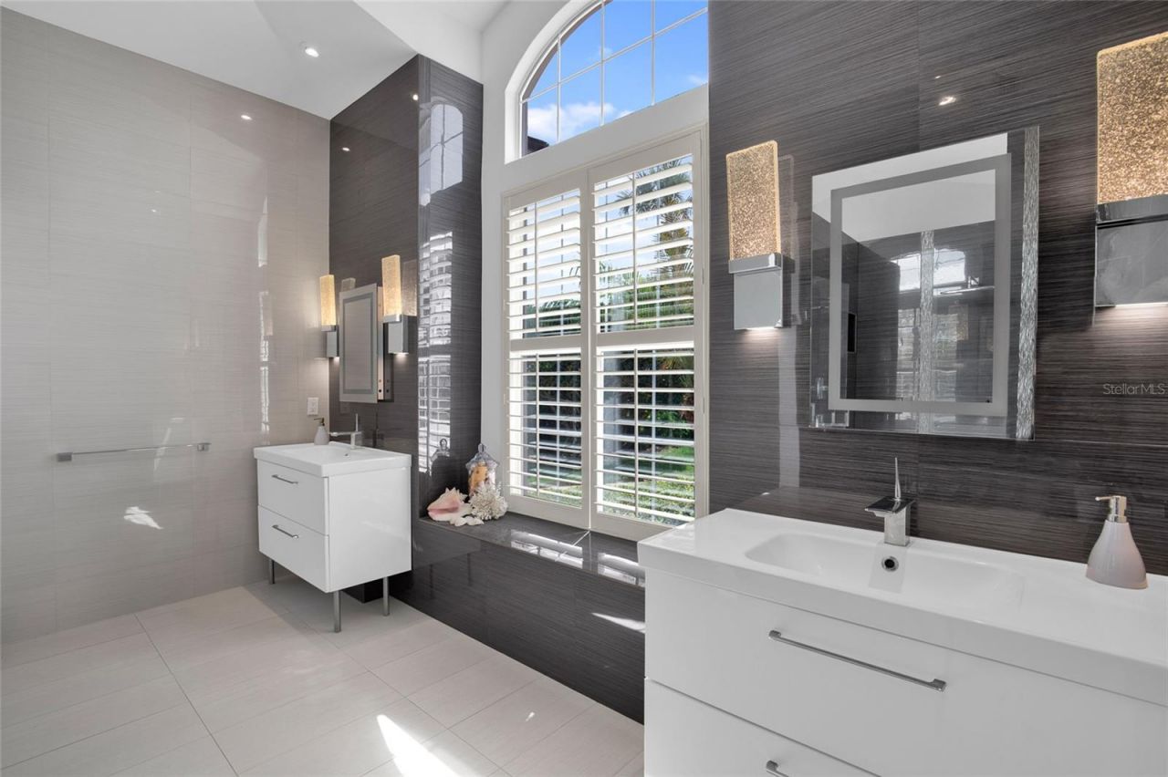 133 Via Capri, New Smyrna Beach, FL 32169 Photo