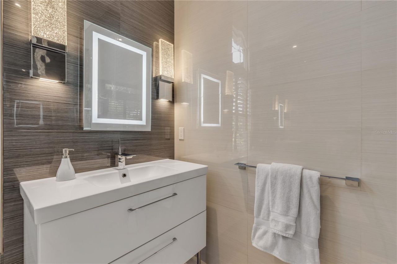 133 Via Capri, New Smyrna Beach, FL 32169 Photo