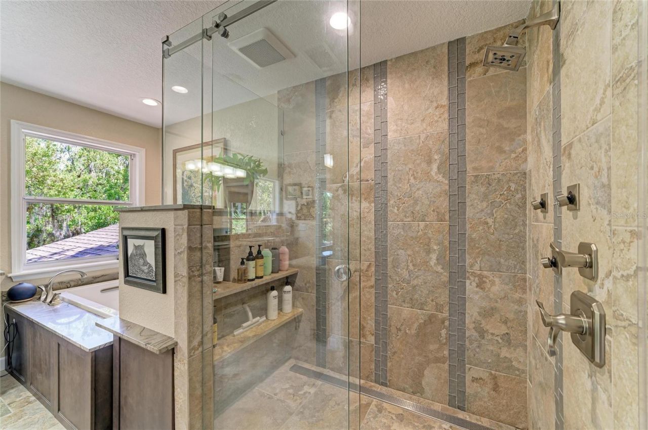 3705 62nd Street E, Bradenton, FL 34208 Photo