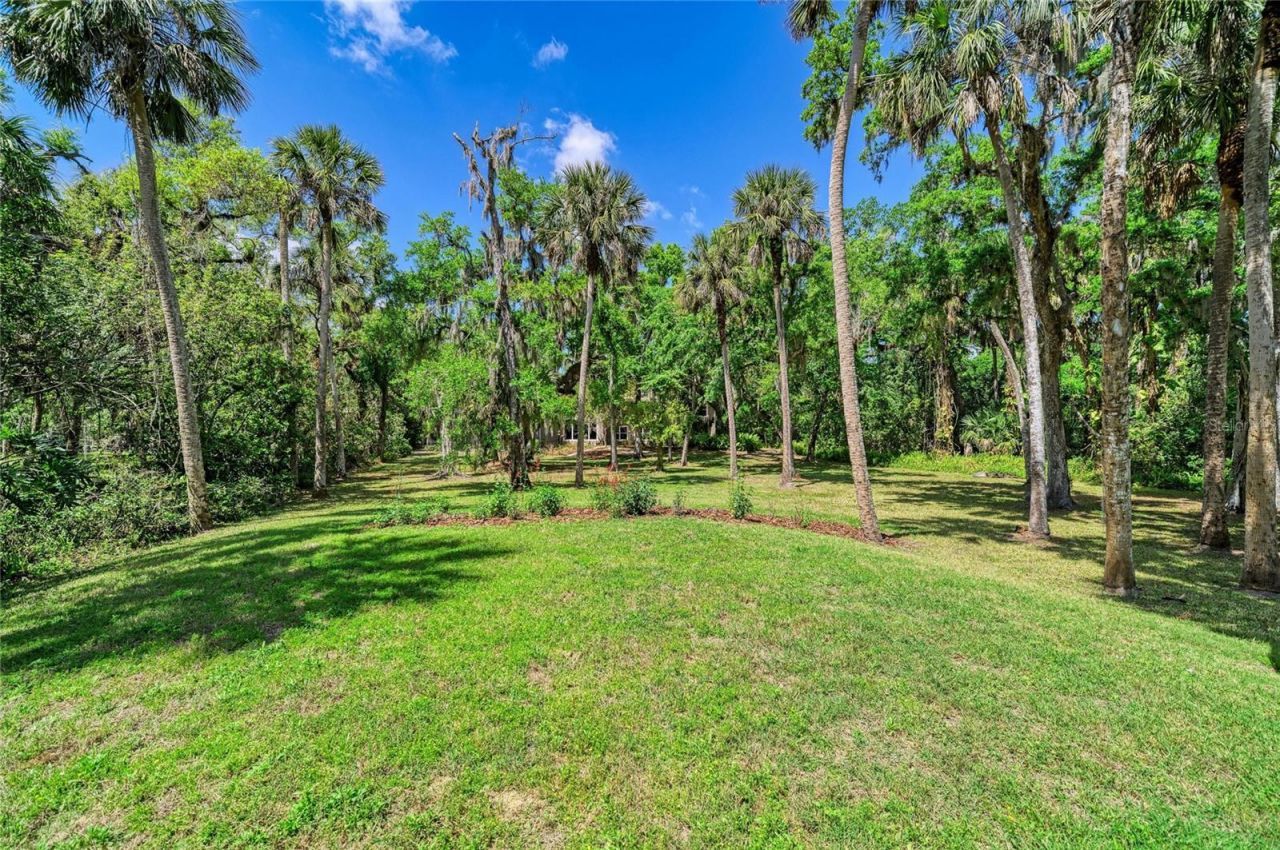 3705 62nd Street E, Bradenton, FL 34208 Photo