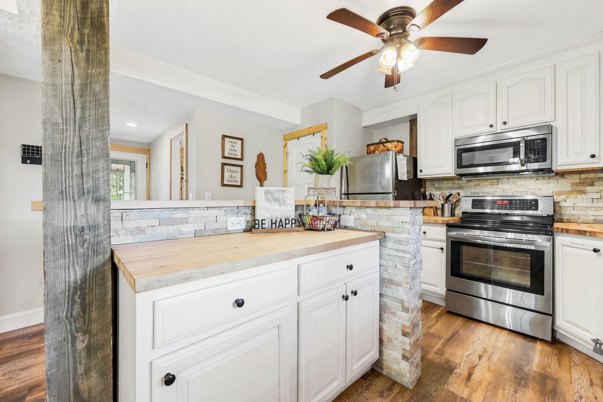 2419 Hilton Dr. Photo 10