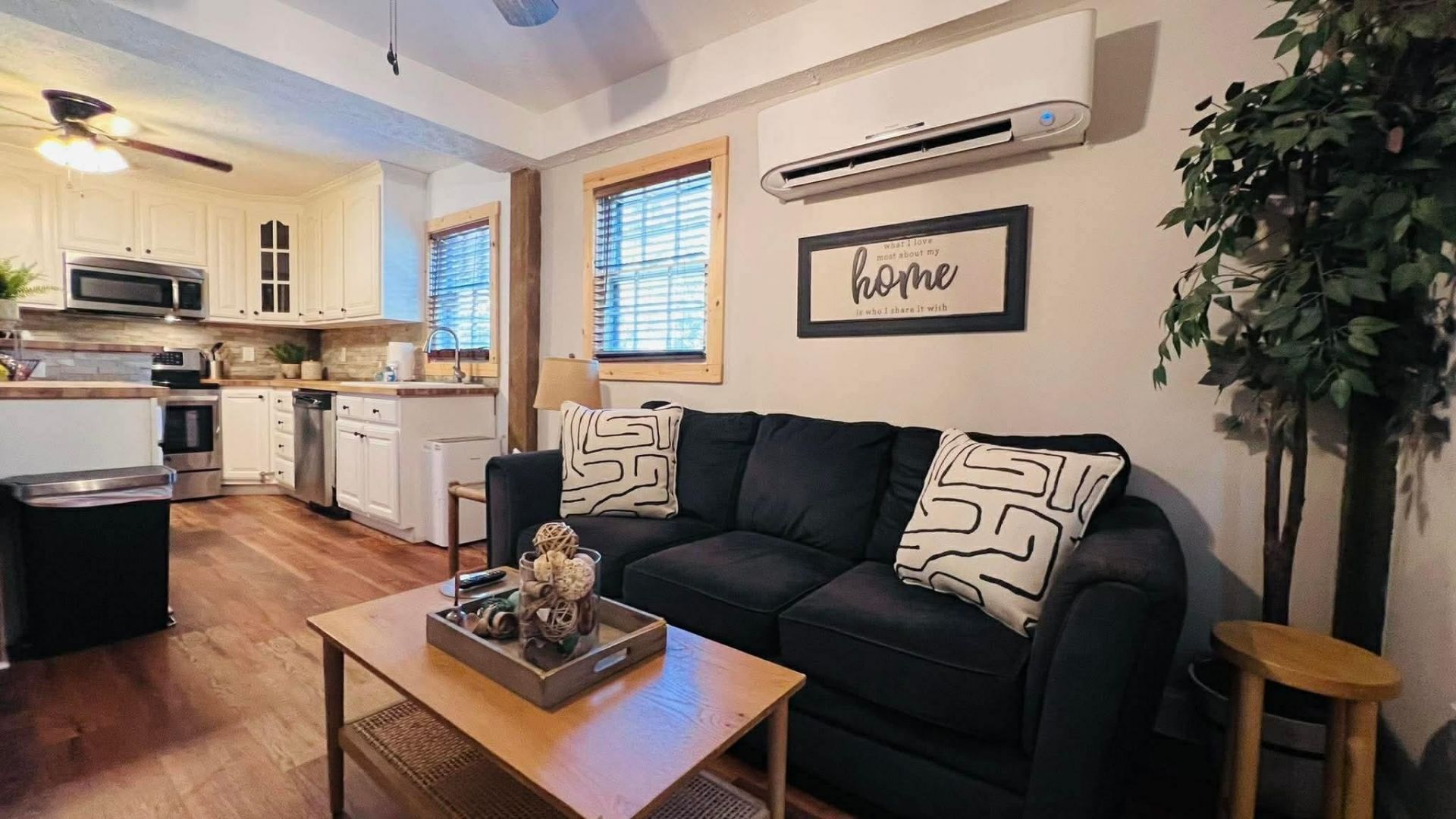 2419 Hilton Dr.  Photo 33