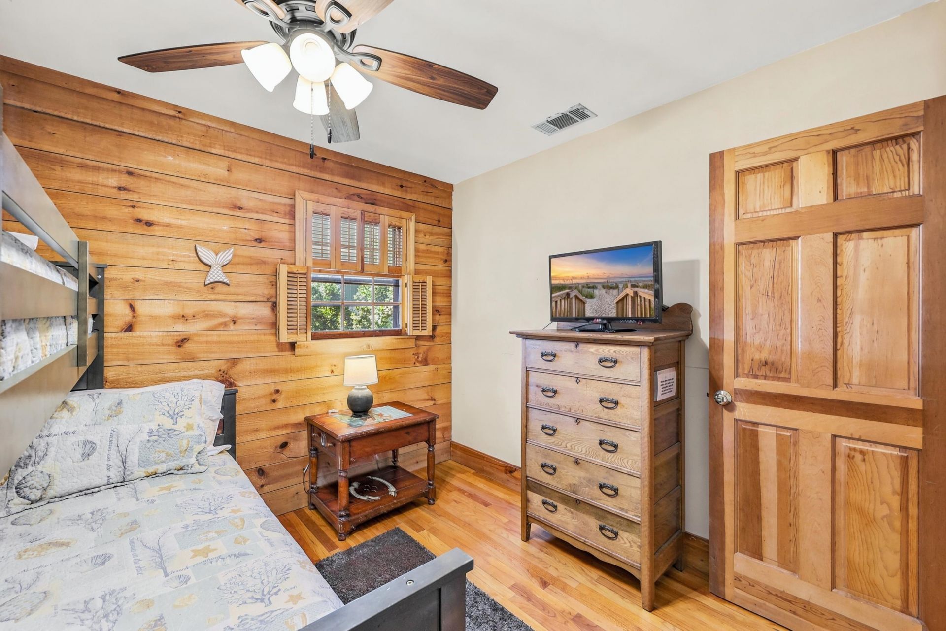 2419 Hilton Dr. Photo 40