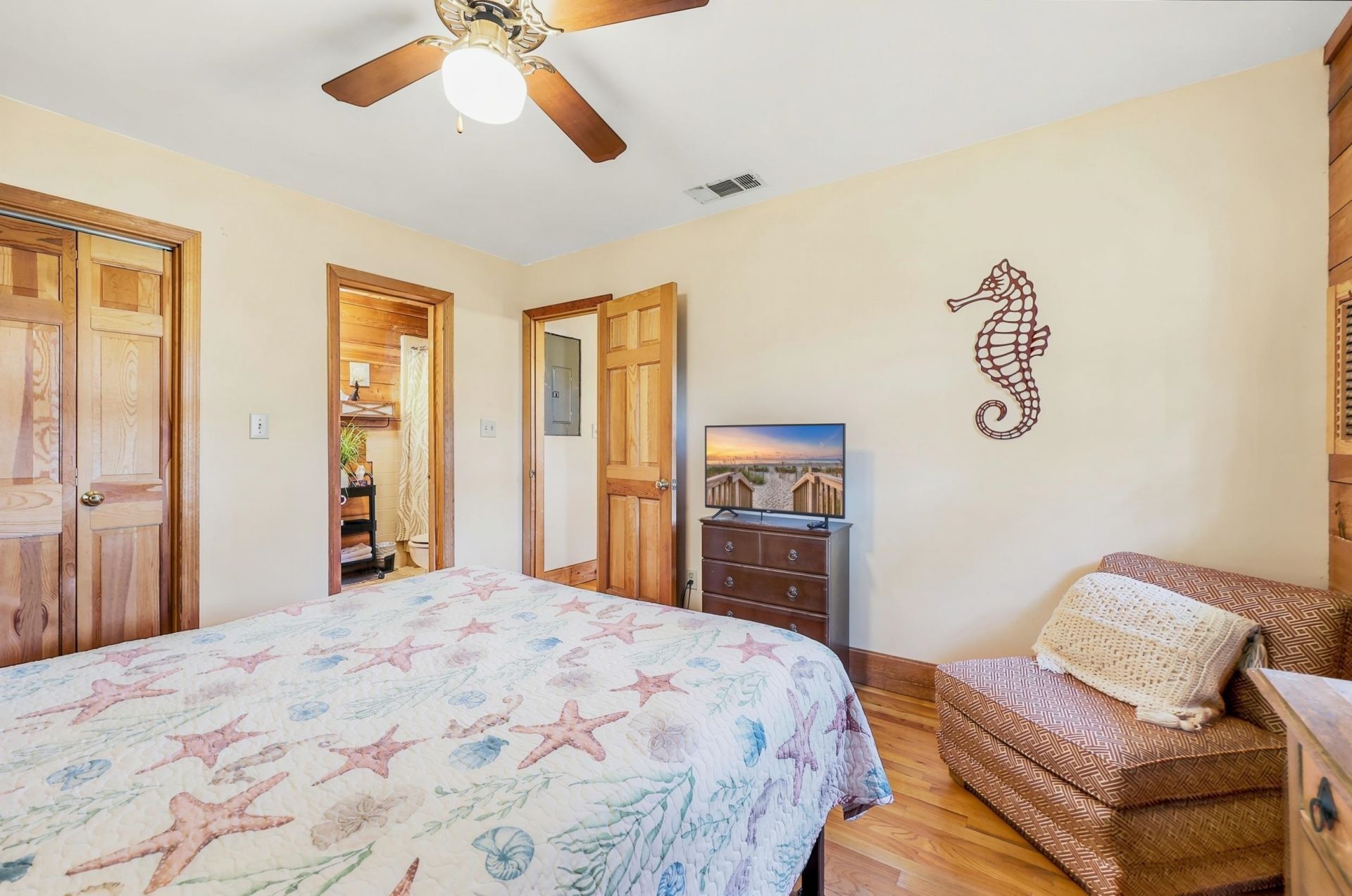 2419 Hilton Dr. Photo 42