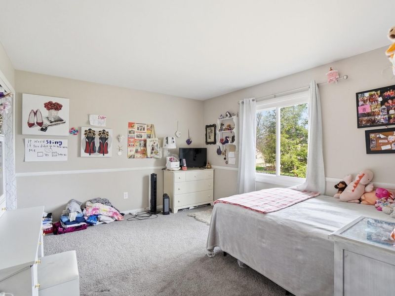 902-904 Bluffway Drive, Columbus, OH 43235 Photo 25