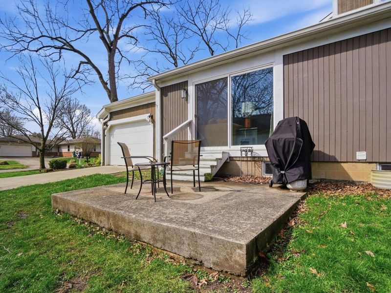 902-904 Bluffway Drive, Columbus, OH 43235 Photo 31