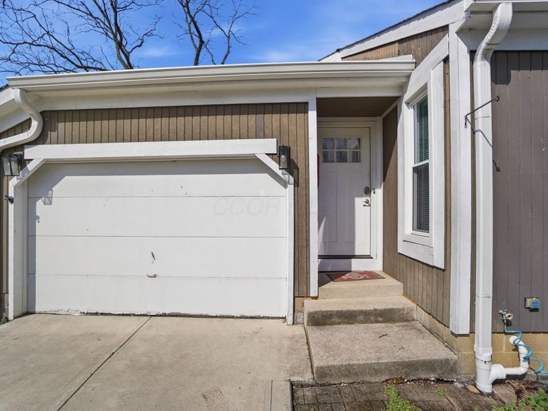 902-904 Bluffway Drive, Columbus, OH 43235 Photo 33