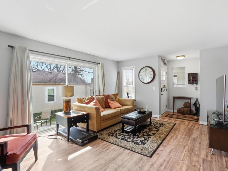 902-904 Bluffway Drive, Columbus, OH 43235 Photo 36