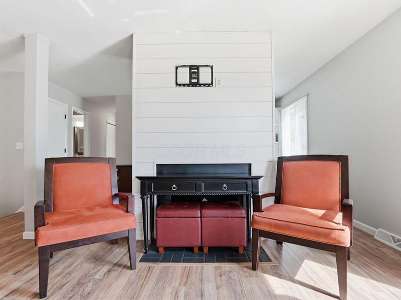 902-904 Bluffway Drive, Columbus, OH 43235 Photo 38