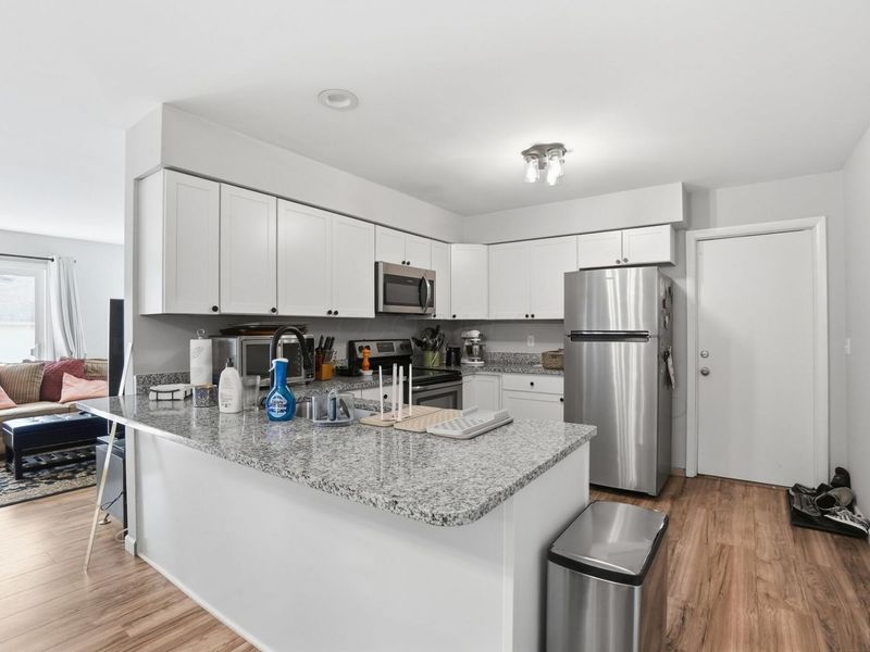 902-904 Bluffway Drive, Columbus, OH 43235 Photo 41