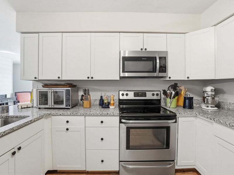 902-904 Bluffway Drive, Columbus, OH 43235 Photo 44