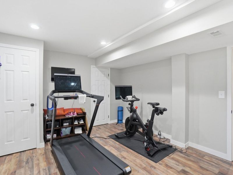 902-904 Bluffway Drive, Columbus, OH 43235 Photo 61