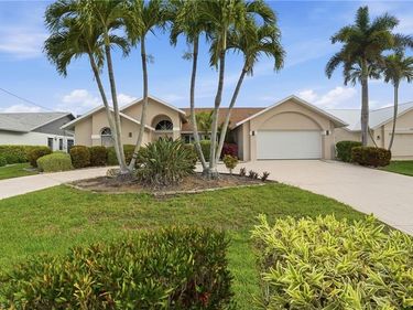 1411 SW 54th TER, CAPE CORAL, FL 33914