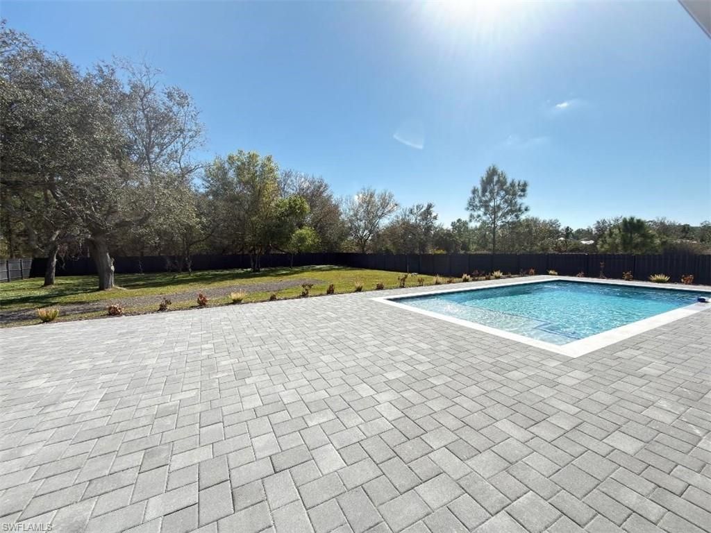 1602 Mcarthur Ave , Lehigh Acres, FL 33972 Photo