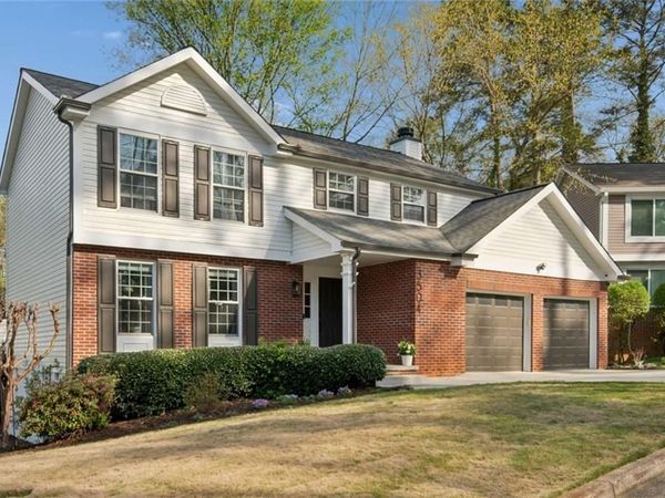 3504 Castlehill Court, Tucker, GA 30084