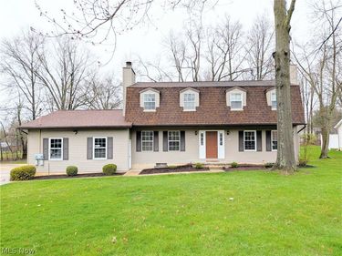 3049 Thornton Street NW, North Canton, OH 44720