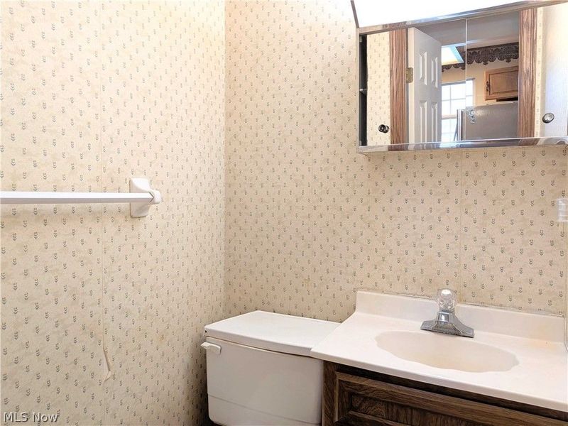 3049 Thornton Street NW, North Canton, OH 44720 Photo 11