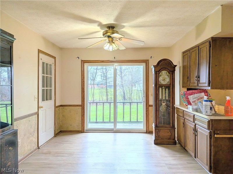 3049 Thornton Street NW, North Canton, OH 44720 Photo 8