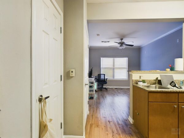 2502 Leon ST, Unit 218, Austin, TX 78705