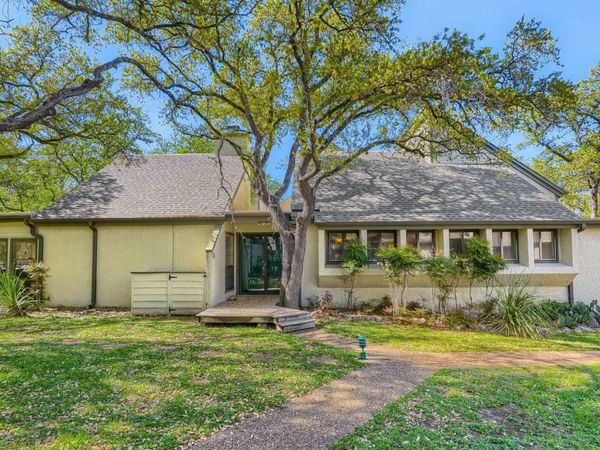 51 Casa Verde ST, Lakeway, TX 78734