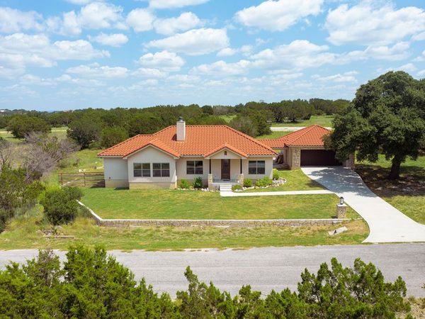 903 Panorama PASS, Horseshoe Bay, TX 78657