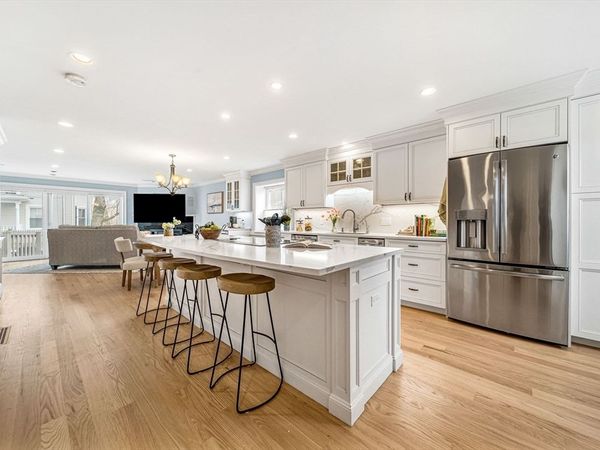 2 Denmark Lane, Unit 2, Needham, MA 02492