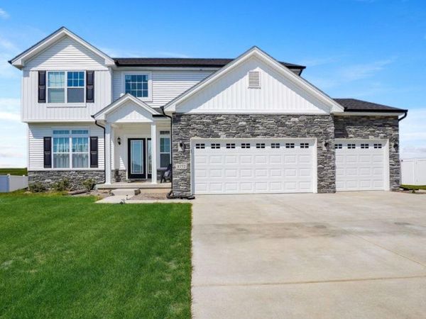 8772 Potomac Way, Lowell, IN 46356