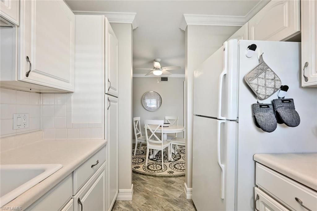 1100 Gulf Shore Blvd N, Unit 304, Naples, FL 34102 Photo