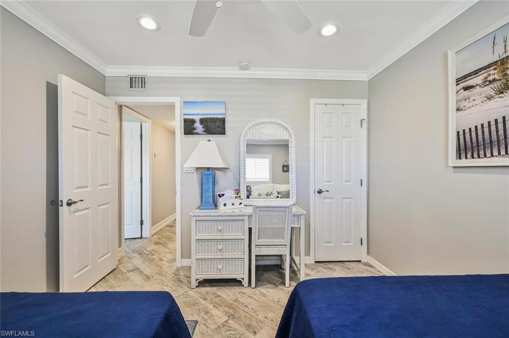 1100 Gulf Shore Blvd N, Unit 304, Naples, FL 34102 Photo