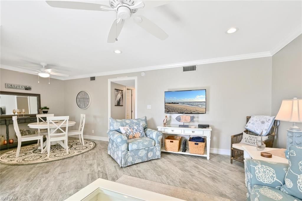 1100 Gulf Shore Blvd N, Unit 304, Naples, FL 34102 Photo