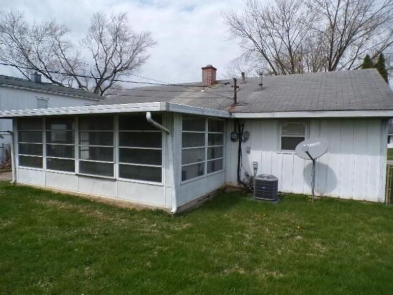 1067 Gilcrest Avenue , Columbus, OH 43207 Photo 4