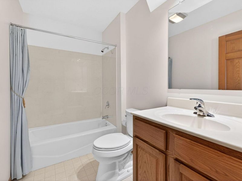 118 Hanover Court , Delaware, OH 43015 Photo 13