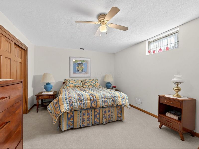 118 Hanover Court , Delaware, OH 43015 Photo 18