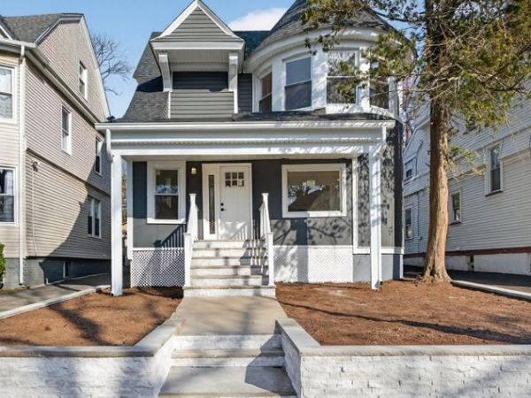 182 N Maple Ave, East Orange, NJ 07017