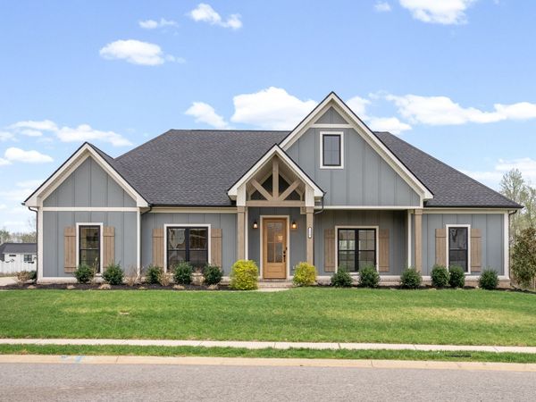 234 Bellshire Dr , Clarksville, TN 37043