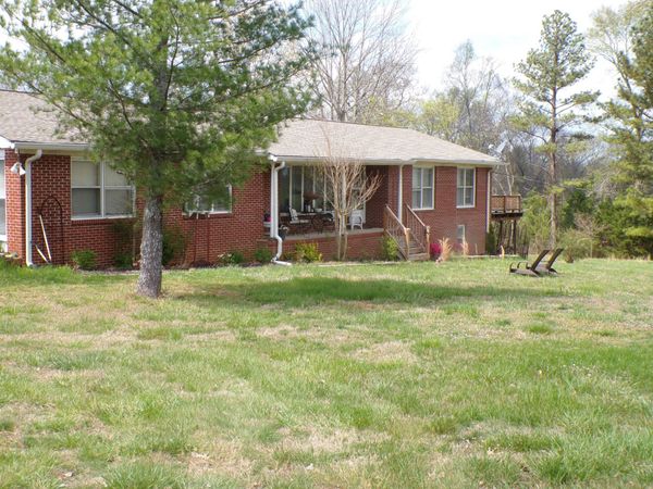 1057 S Ellington Pkwy , Lewisburg, TN 37091